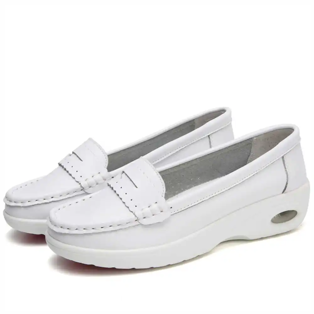Thick Sole Slipon White Traine - Wedding Supply Canada ulasan dan harga