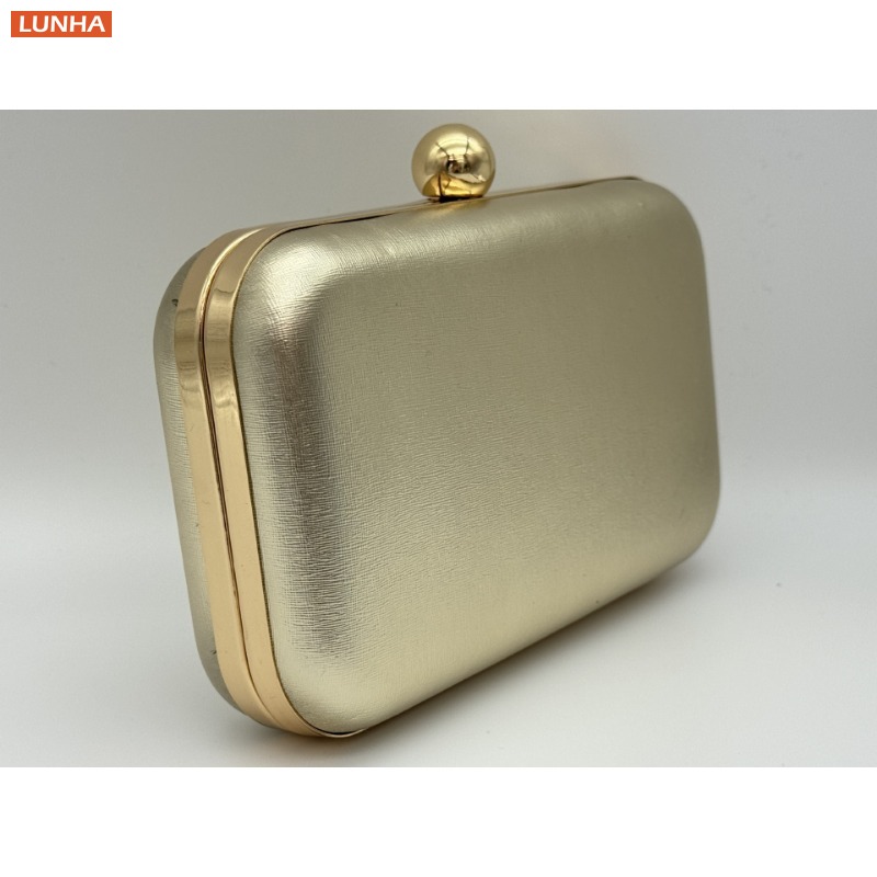 Evening Bags Vintage Metallic  - Wedding Vendor ulasan dan harga