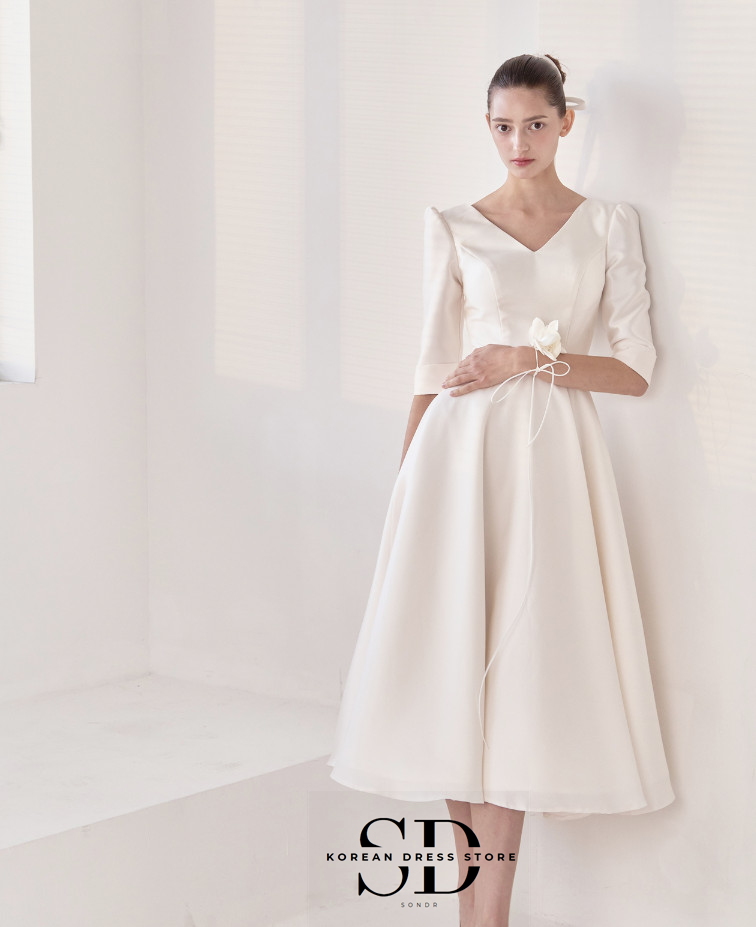 Sondr V-Neck Satin Half Sleeve - Wedding Qq ulasan dan harga